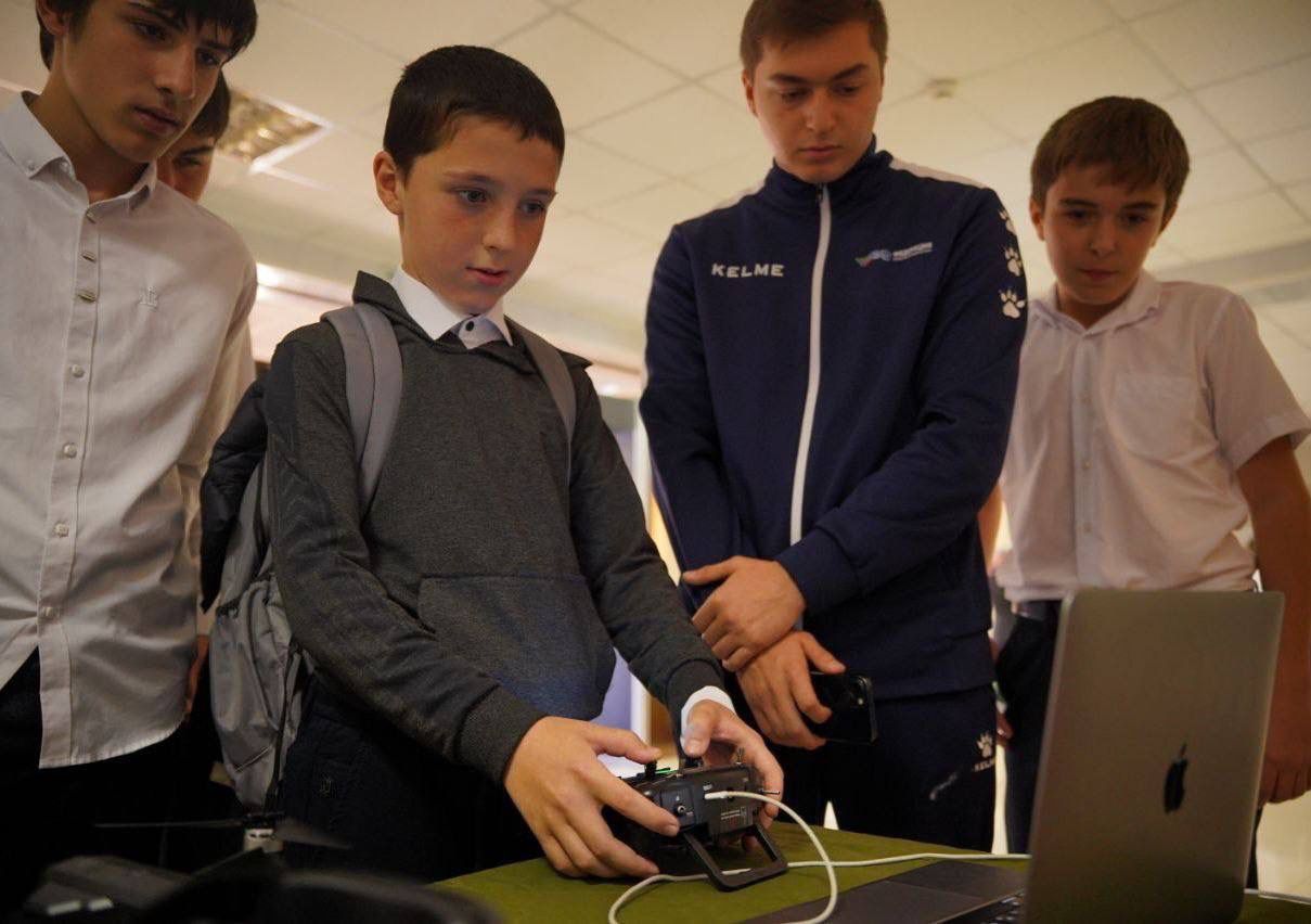 В Дагестане стартовал патриотический проект «Дорогами побед – 80»